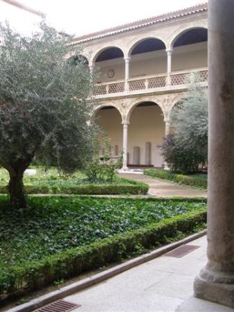 Traditional courtyard garden - this one in Toledo