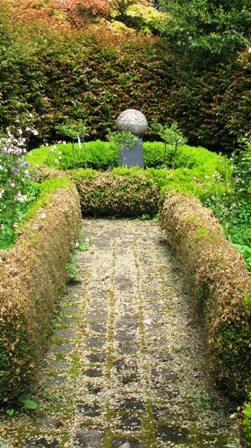 Fortunately not our garden, but it has been pretty discouraging for the friends whose garden it is. Buxus blight on the rampage.