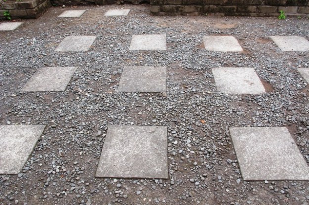 The chequer board approach (in need of a gravel top up) 