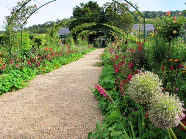 A rare sight - the garden not full of people 